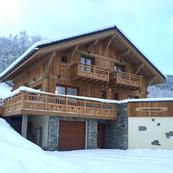 A recent new build Chalet Les Sauges has been a great success and just a few minutes stroll to the bubble lift.