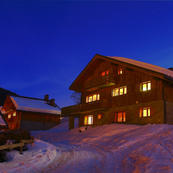 Chalet Covie's location offers easy access to the slopes with a few minutes stroll to the bubble lift.